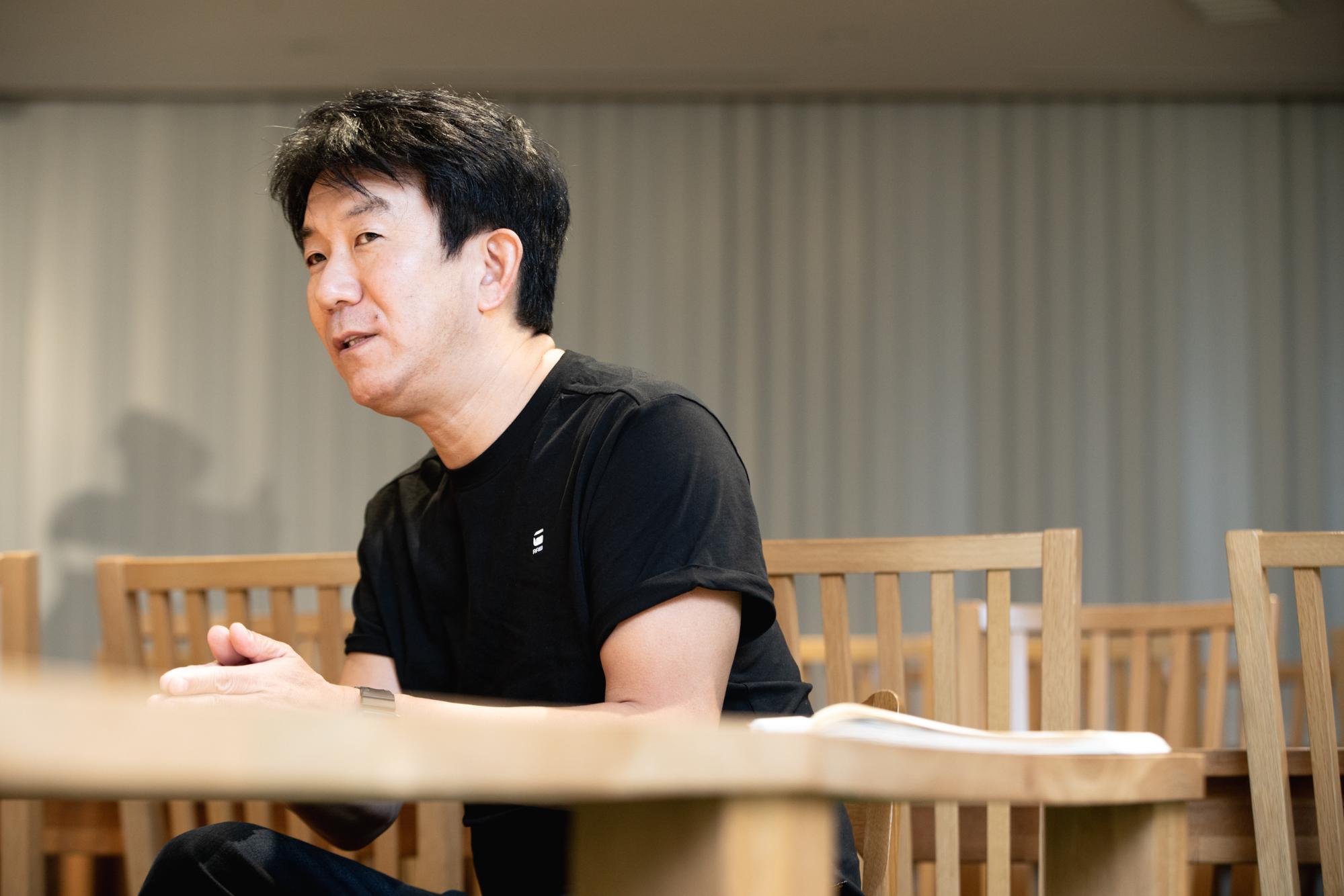 濱口秀司さんの横顔3