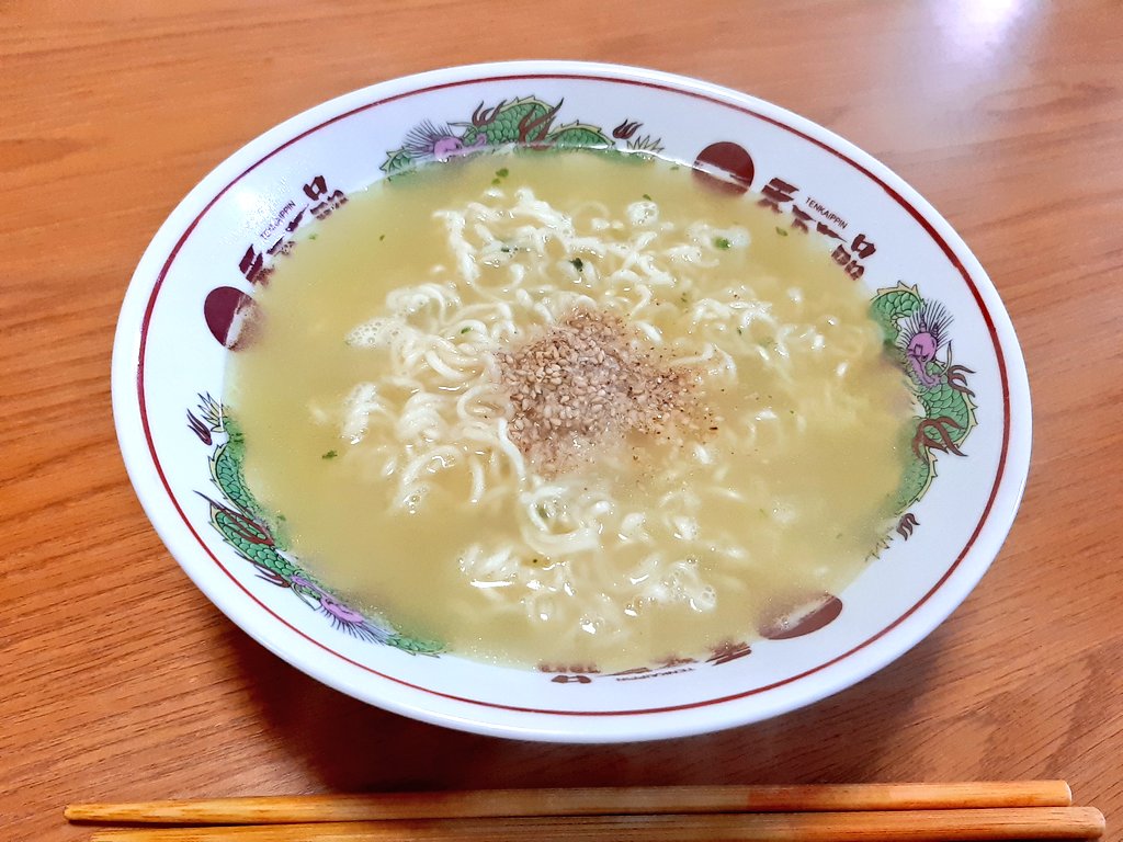 サワラのダシで作ったサッポロ一番