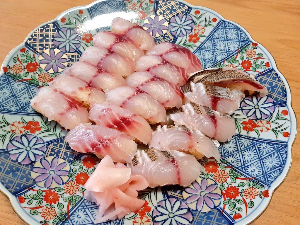 イサキでお寿司を作った