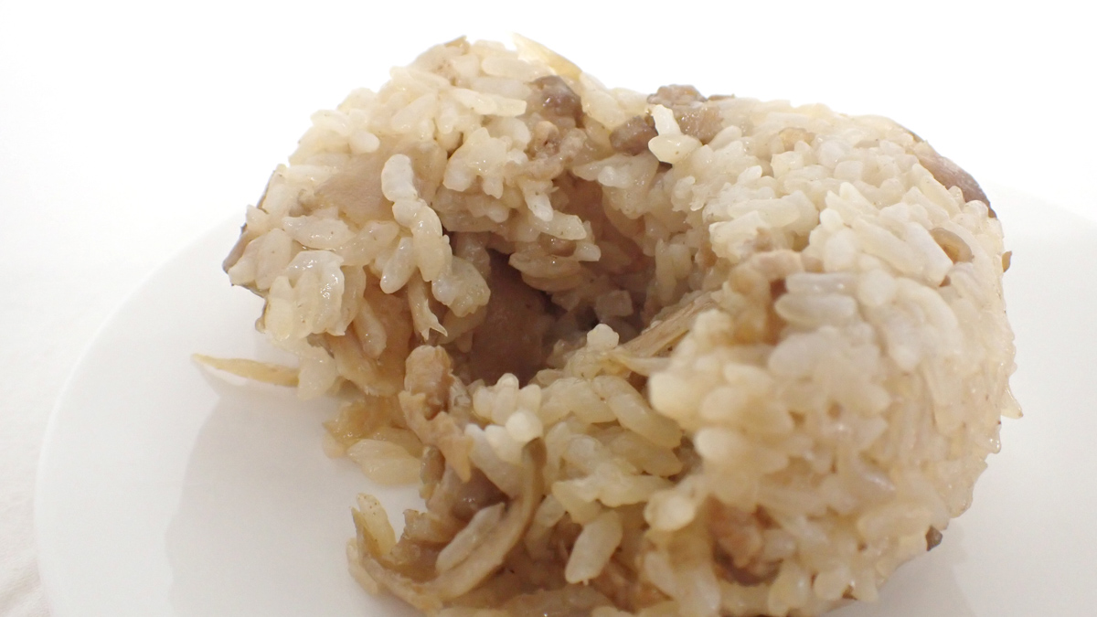 もちもちご飯に甘い濃いめのしっかり味！