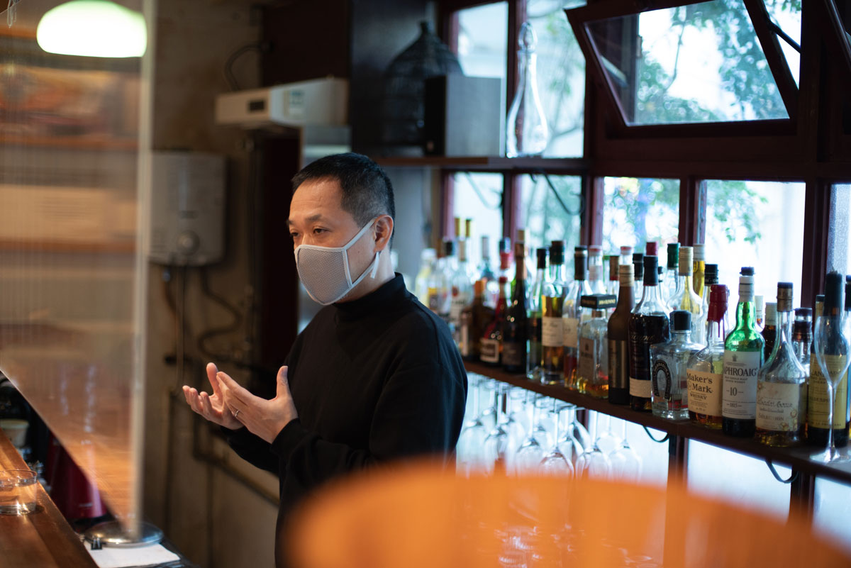 渋谷で24年続くバーのマスター 林伸次さんが考える 通いたくなるお店 おなじみ丨近くの店から なじみの店へ