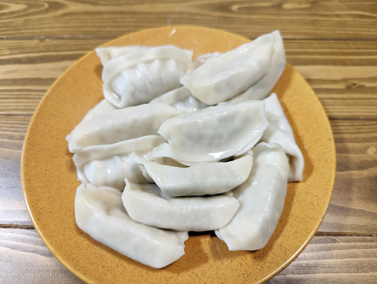 栃木出身ライター・斎藤充博が「宇都宮みんみん」「正嗣」の餃子の魅力を紹介