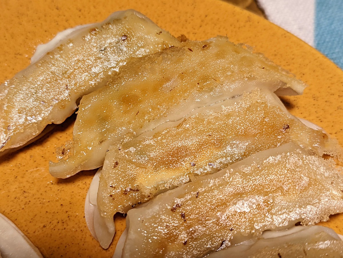 栃木出身ライター・斎藤充博が「宇都宮みんみん」「正嗣」の餃子の魅力を紹介