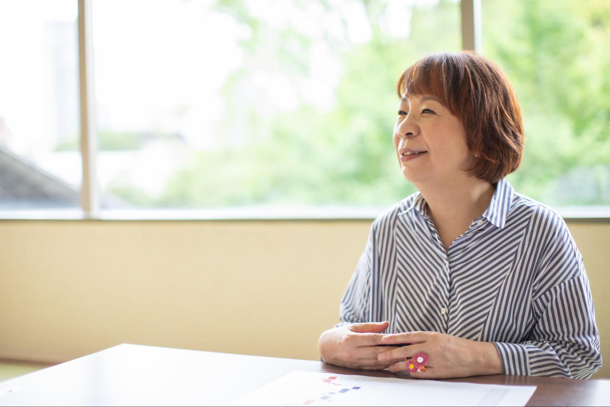 及川眠子さんの優しい笑顔