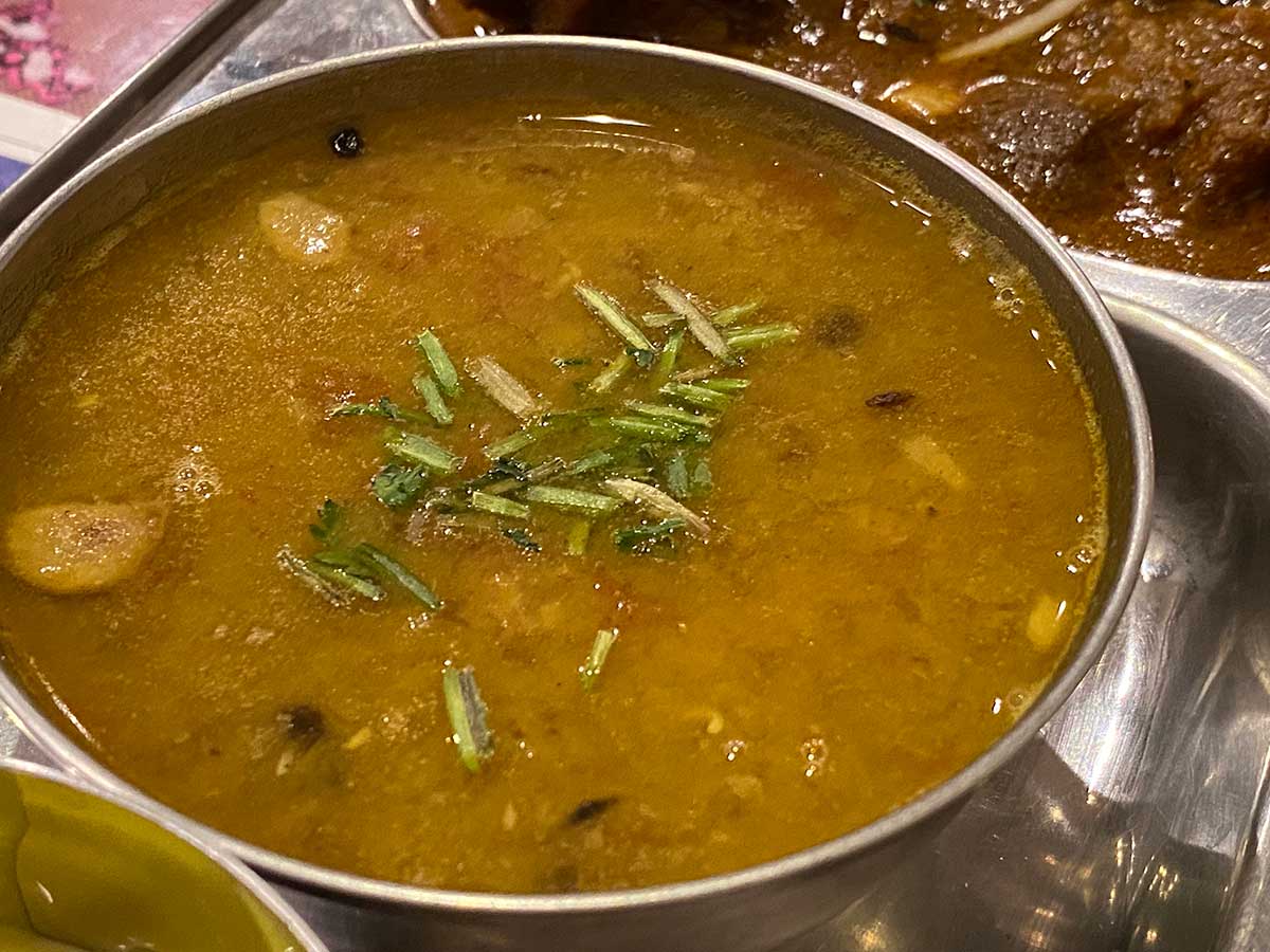 「サンサール」のダル