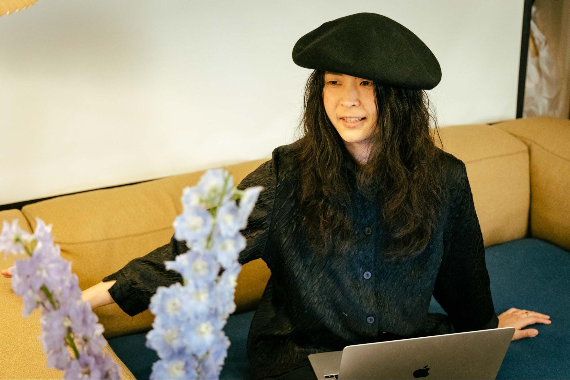 秋山麻衣子さん
