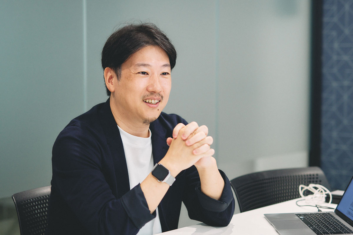 安達裕哉さんプロフィール