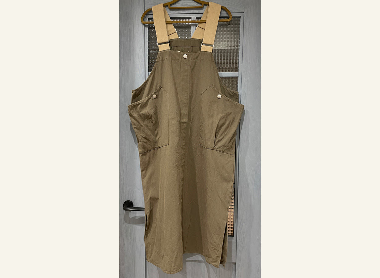 antiquaサロペットスカート