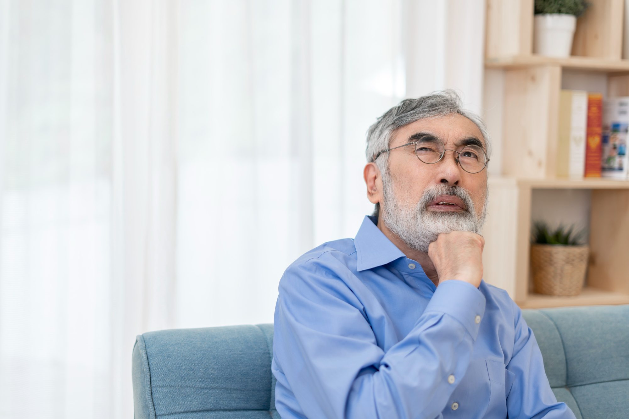 認知症の初期症状とは? 兆候を見極めるポイントを紹介