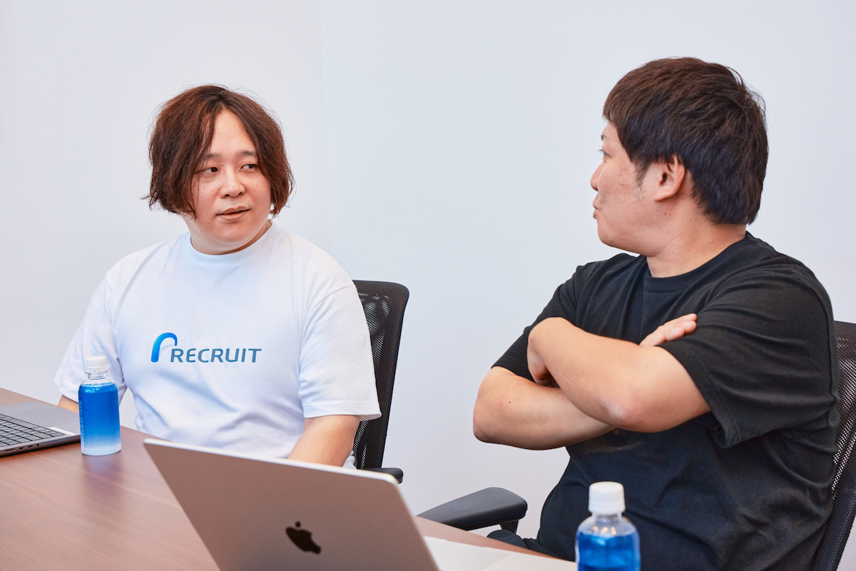 新堀秀和さん、山家雄介さんインタビューカット