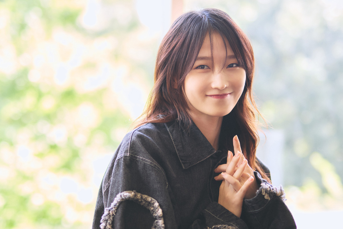 鞘師里保さんインタビュー。「真面目過ぎる」私たちが自分を否定せず、認めてあげるために必要なこと