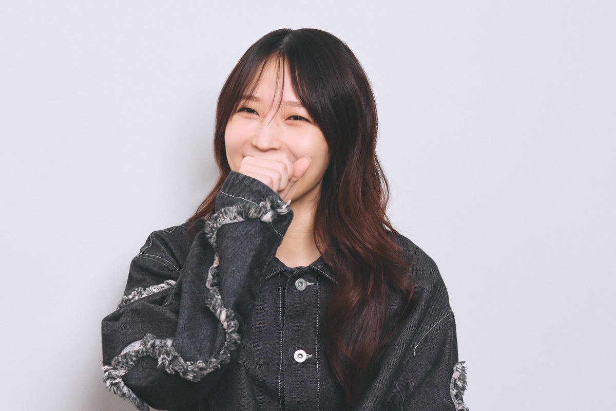 鞘師里保さんインタビュー。「真面目過ぎる」私たちが自分を否定せず、認めてあげるために必要なこと