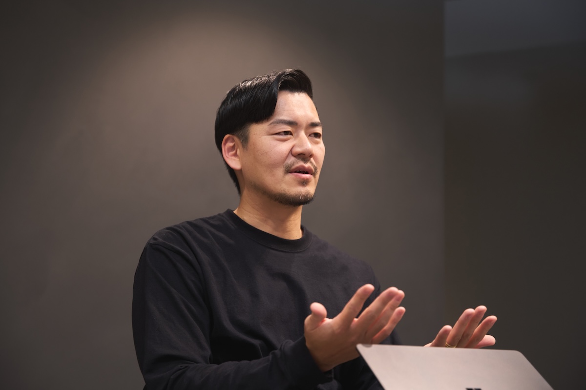 勅使川原晃司さんインタビューカット
