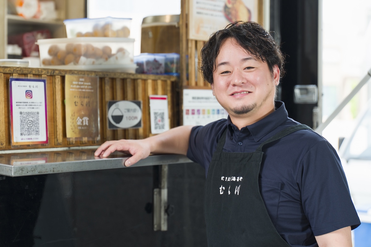 月1800万円売るキッチンカー「むら川」に学ぶ、キッチンカービジネスで