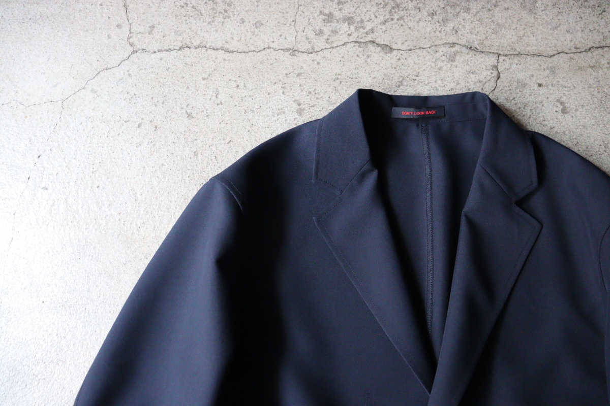 エレガントでリラックスした新しいスタイル。次世代ダンディズム