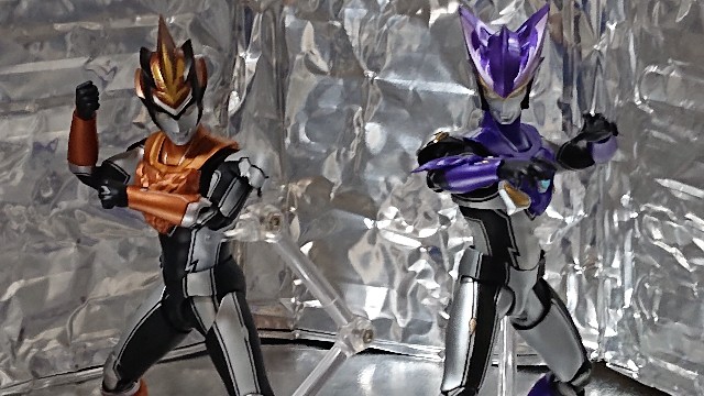 s.hフィギュアーツウルトラマンロッソ_ブル_ウインド_グランド S.H.フィギュアーツ ウルトラマンロッソ ウインド (完成品