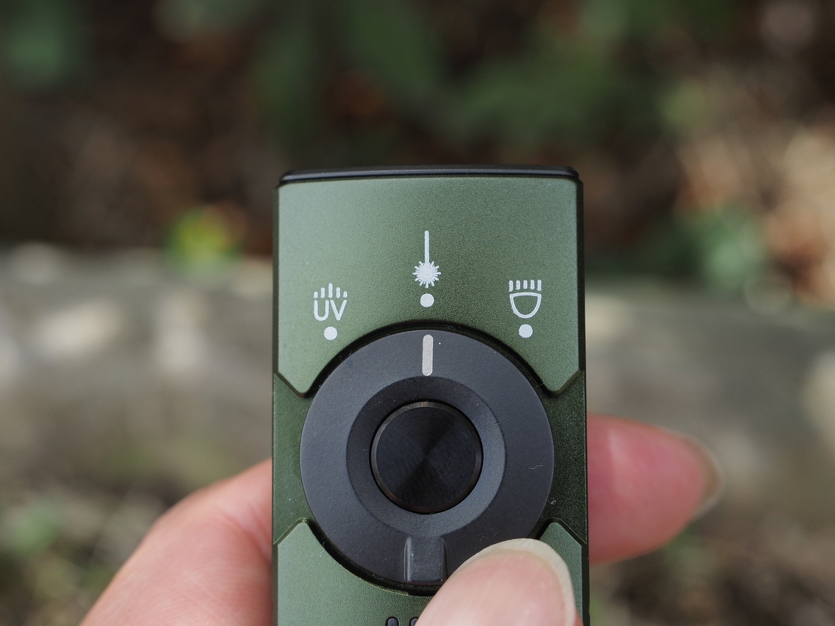 【新品・未開封品】オーライト Arkfeld Pro レーシングストライプ OLIGHT オーライト Arkfeld Pro 超高輝度 LED 懐中電灯 ハンディ