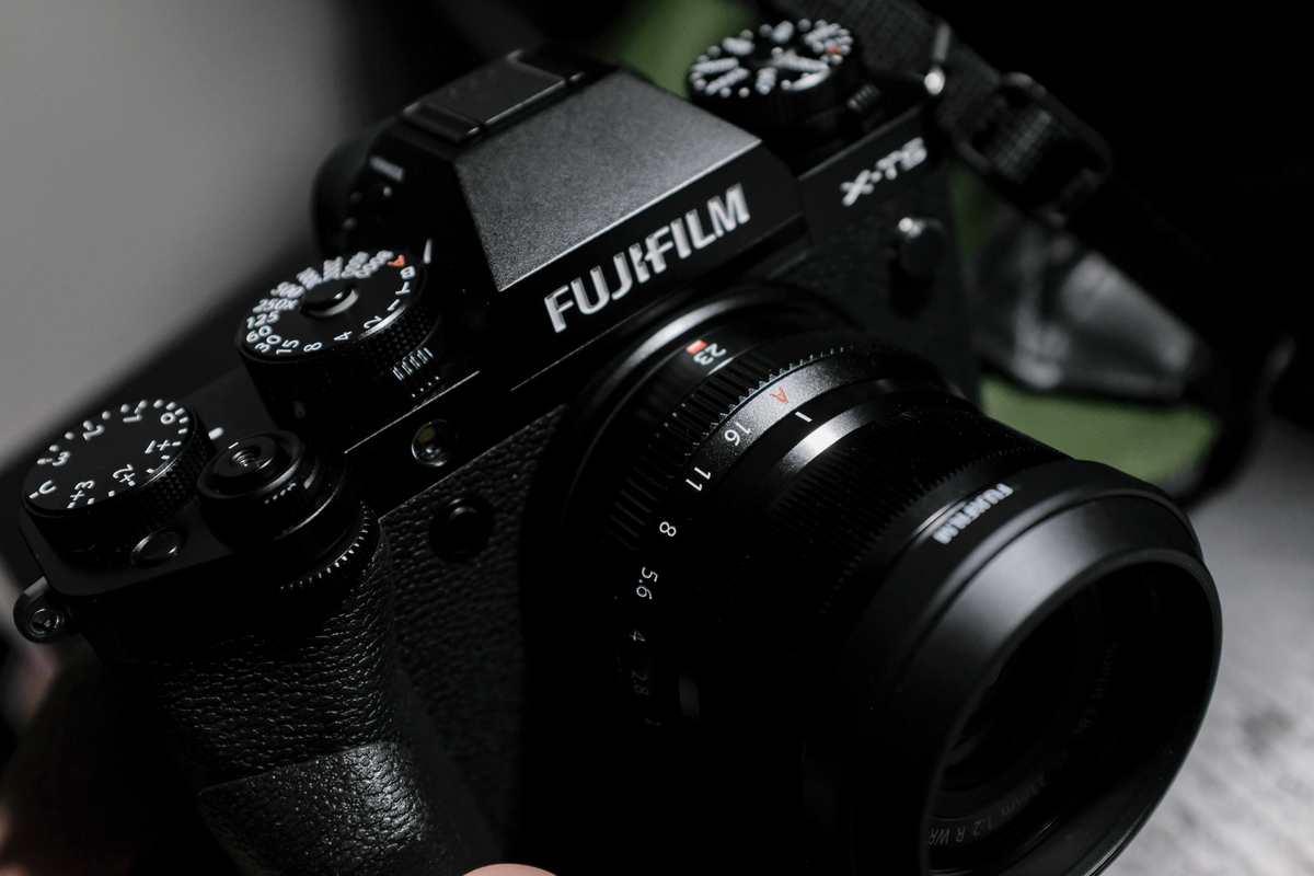 デジタルカメラ Fujifilm X-T5 +XF23mmF2 R WR FUJIFILM X-T5がやってきた！ - ごみと青い岩
