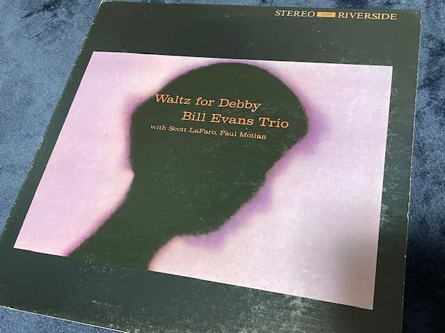 美し過ぎる！ビル・エヴァンスの名盤、『Waltz for Debby』 - blue