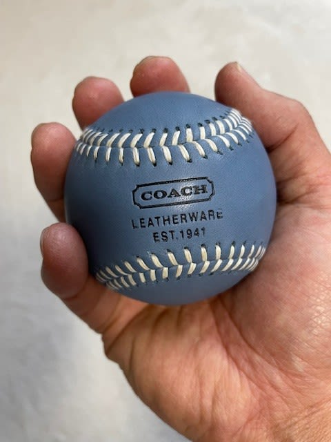 COACHの青い野球ボール！ - blue deco design lab