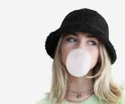 可愛いカリフォルニアの19歳！“クレア・ロージンクランツ”！ - blue
