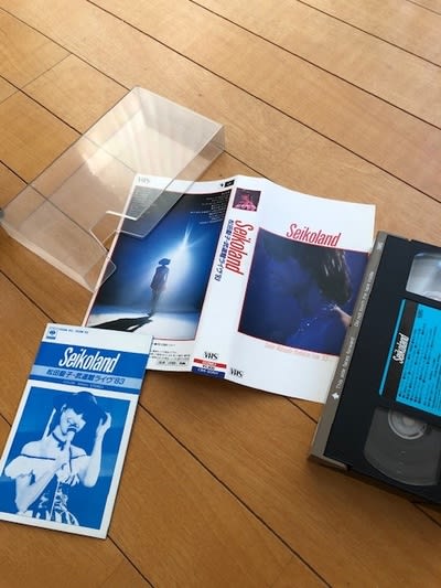 松田聖子1983年の武道館ライブ、『Seikoland』！ - blue deco design lab