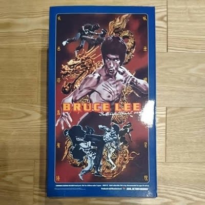 燃えよドラゴン』のブルース・リーフィギュア！ - blue deco design lab