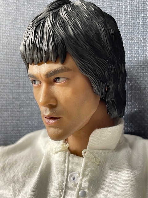 ブルース・リー生誕85周年記念～念願のフィギュアを入手！ - blue deco