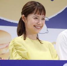 宮崎あおい、2025年秋のマック/月見バーガーCMイベントに登壇！ - blue