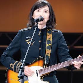 竹内まりや『souvenir 2025』、感動ライブのブルーレイ発売！ - blue