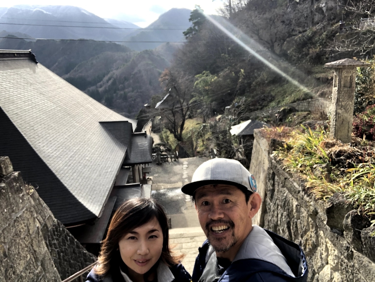 山寺 煩悩が消える１０００段の石段で修行 甲殿life 海辺のお家と小さな動く箱