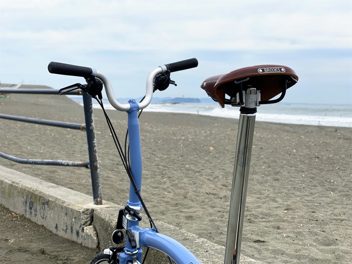 BROMPTON M6L -Cloud Blue (クラウドブルー) - Blue Mountains