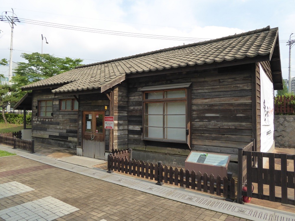 f:id:bluetears_osaka:20160524162433j:plain f:id:bluetears_osaka:20160524162433j:plain