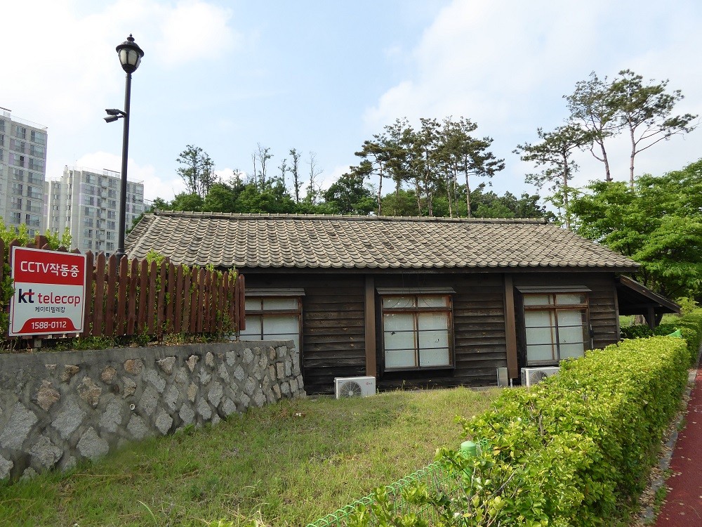 f:id:bluetears_osaka:20160524162914j:plain f:id:bluetears_osaka:20160524162914j:plain
