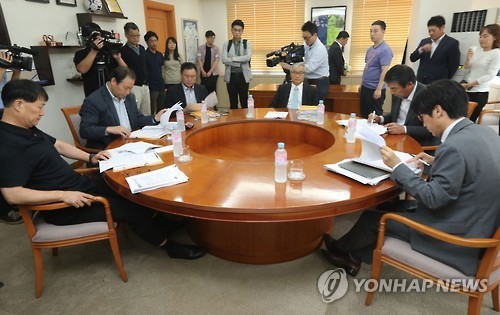 f:id:bluetears_osaka:20161002120715j:plain f:id:bluetears_osaka:20161002120715j:plain