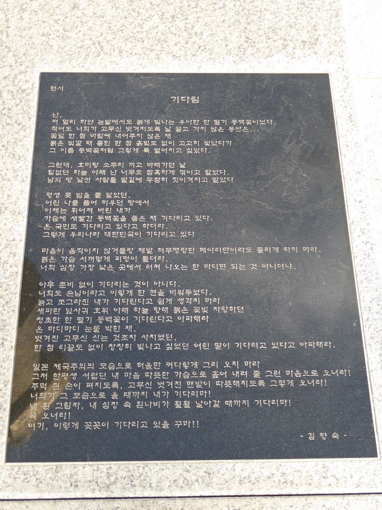 f:id:bluetears_osaka:20170102143858j:plain f:id:bluetears_osaka:20170102143858j:plain