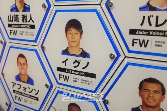 f:id:bluetears_osaka:20170908130912j:plain f:id:bluetears_osaka:20170908130912j:plain