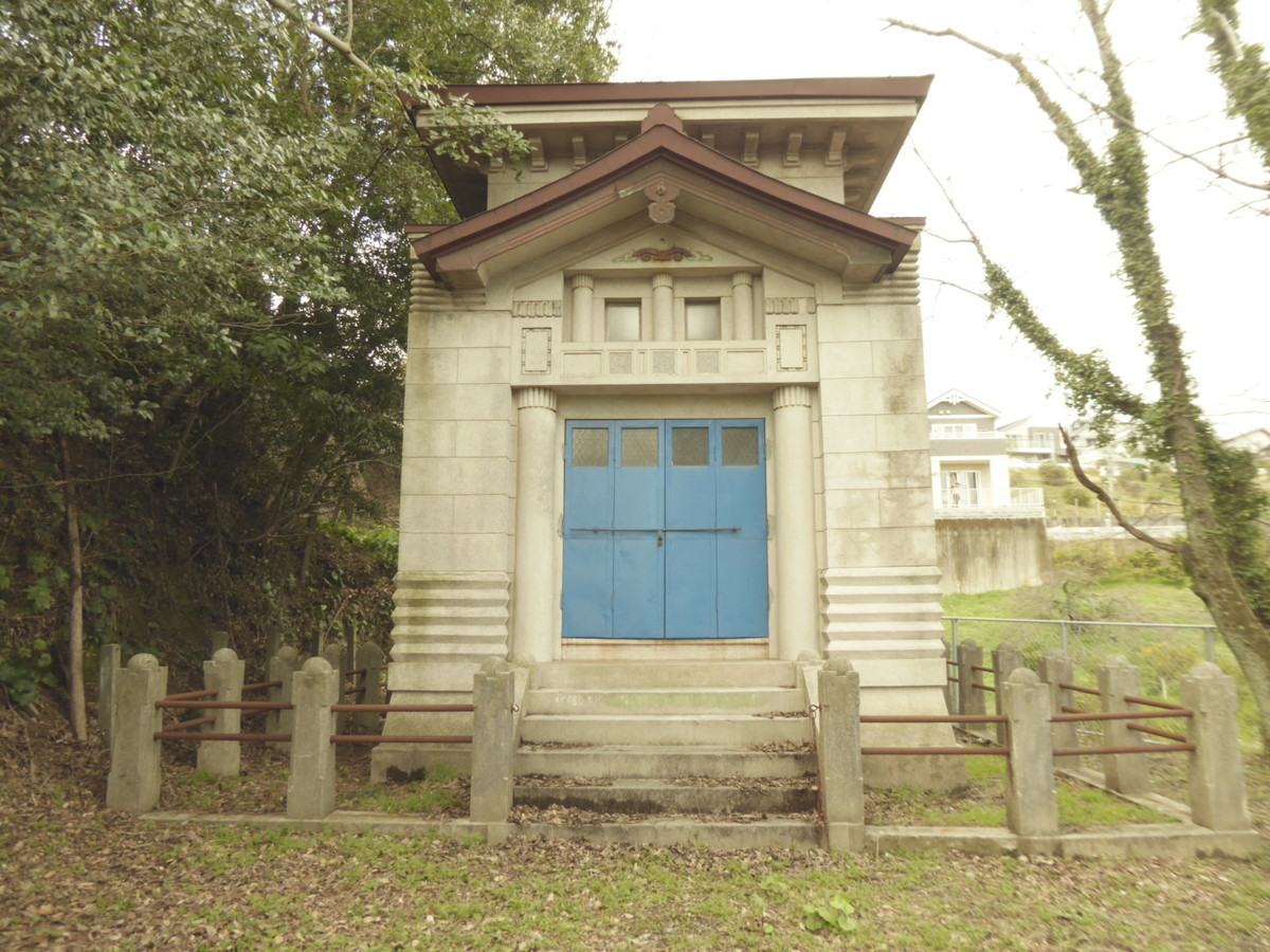 f:id:bluetears_osaka:20190311114711j:plain f:id:bluetears_osaka:20190311114711j:plain