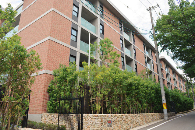 京都女子大学の学生寮が一人部屋化 大塚愛と死の哲学