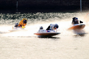 f:id:boatrace-g-report:20171129100856j:plain f:id:boatrace-g-report:20171129100856j:plain