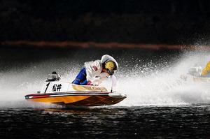 f:id:boatrace-g-report:20171207112402j:plain f:id:boatrace-g-report:20171207112402j:plain
