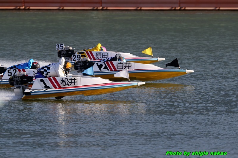 f:id:boatrace-g-report:20171227140931j:plain f:id:boatrace-g-report:20171227140931j:plain