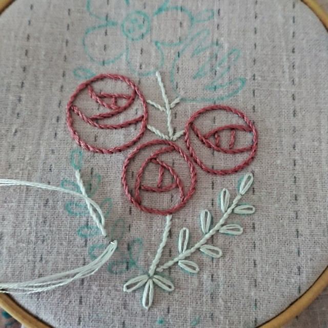 【値下げ】1点物 スザニ刺繍とブロックプリント リバーシブルベスト 値下げ】1点物 スザニ刺繍とブロックプリント リバーシブル