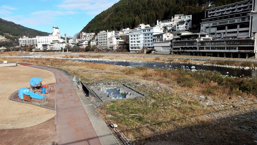 f:id:boianuf:20171215152309j:plain f:id:boianuf:20171215152309j:plain