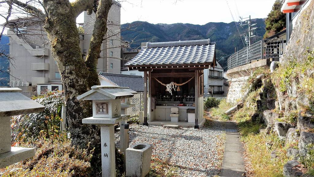 f:id:boianuf:20171215152936j:plain f:id:boianuf:20171215152936j:plain