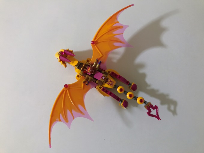 レゴ エルフ(LEGO® Elves)に登場するドラゴンを3歳の娘と一緒に