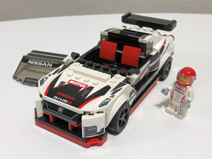 レゴ スピードチャンピオン 日産 GT-R ニスモ 76896 を組み立てて遊ん