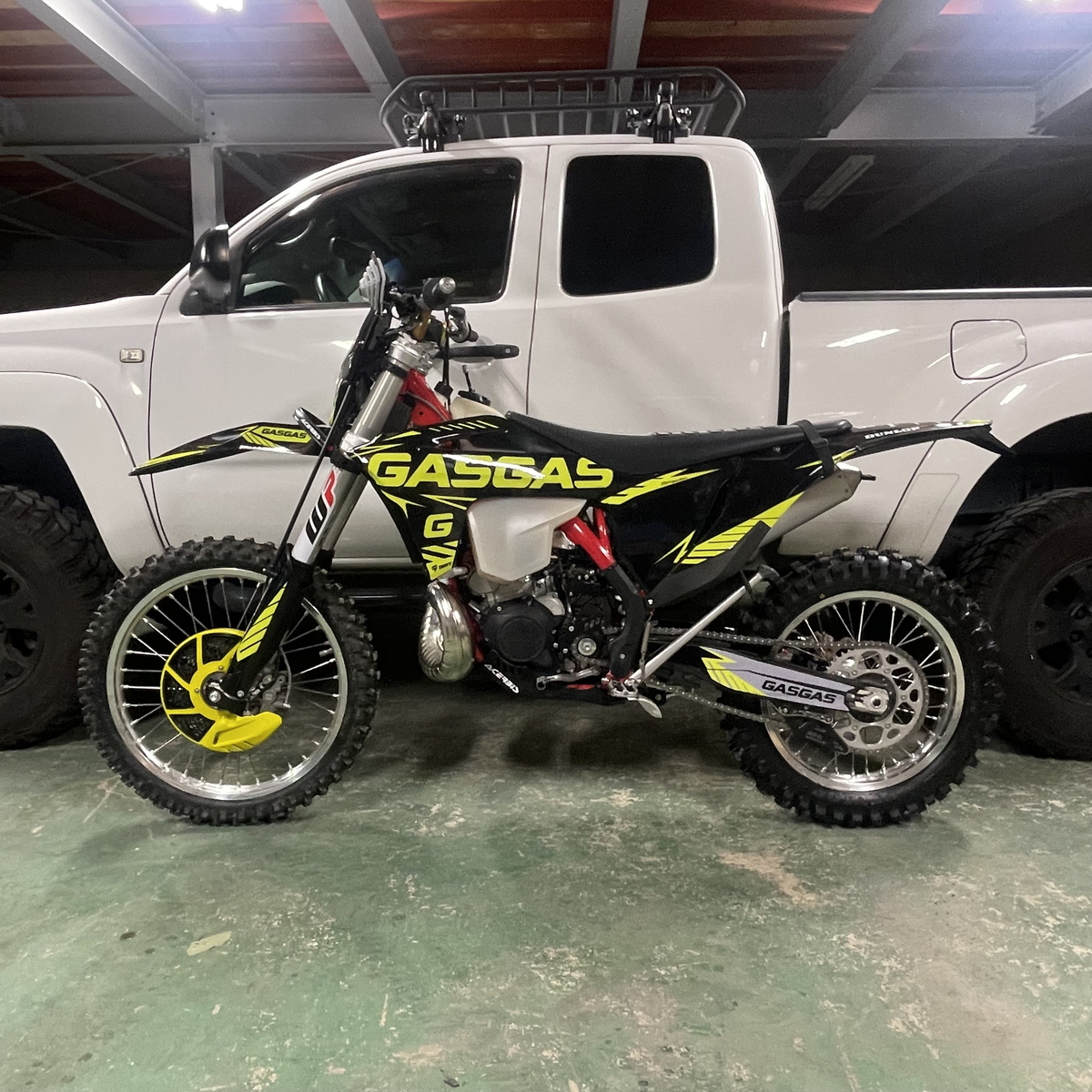 GASGAS EC300 納車カスタム - 初心者オフローダーのブログ