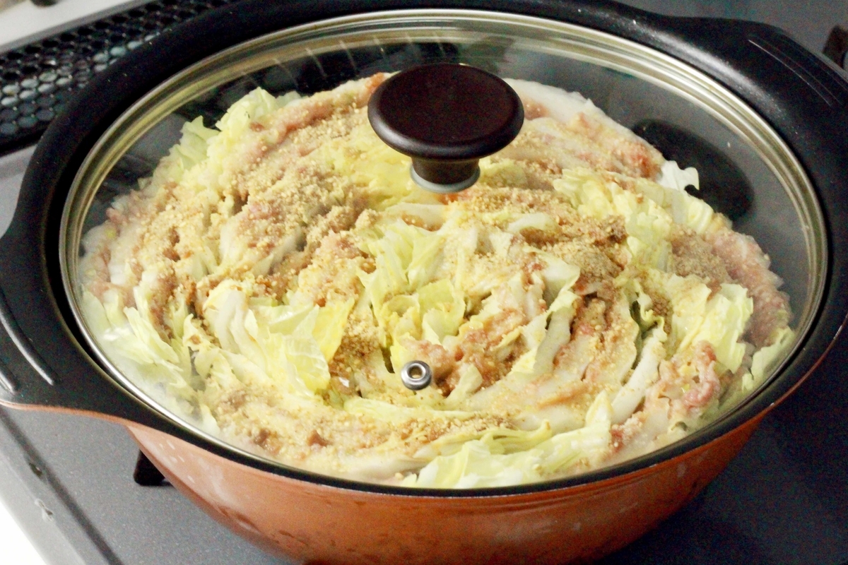 お肉ふわふわ～！チーズとろとろ～！「白菜ごまみそミルフィーユ