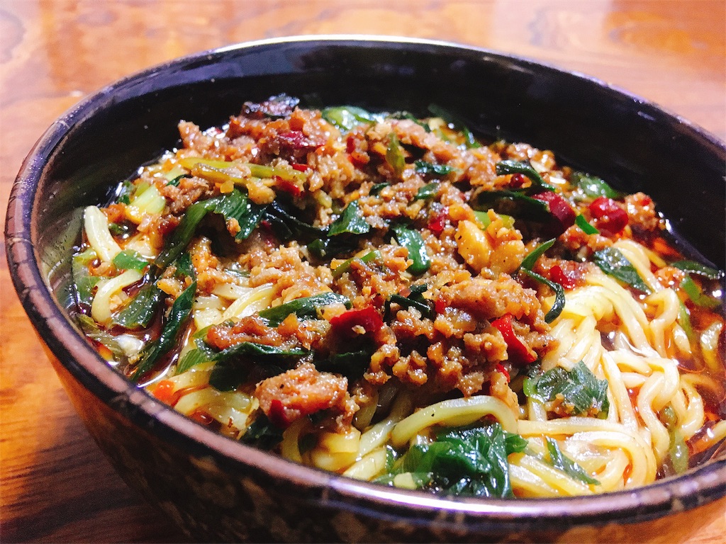セブンイレブン台湾ラーメンの写真